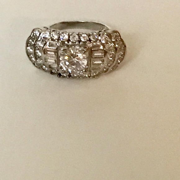 Style Sterling Silver With White Topaz Ring - Picture 5 of 8